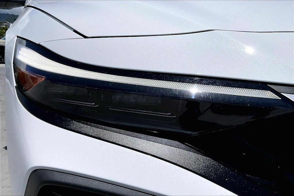 Thumbnail: 2024 Hyundai Elantra - 31