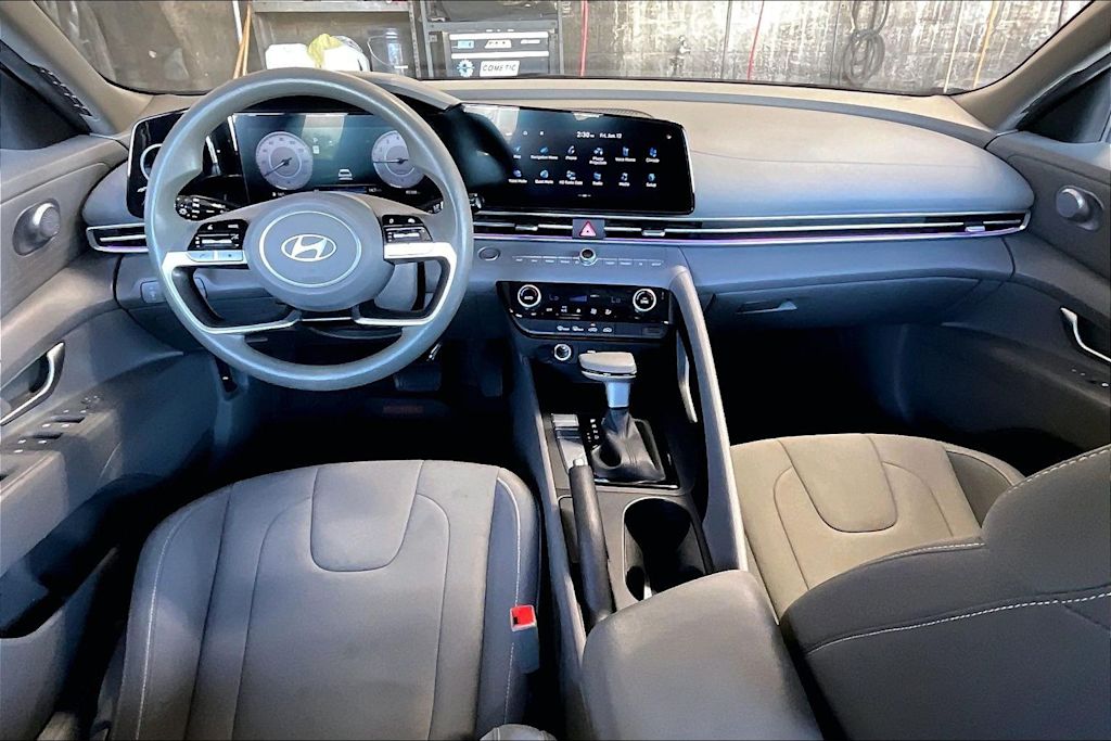 Thumbnail: 2024 Hyundai Elantra - 13