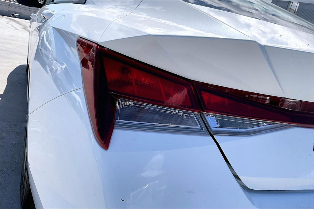 Thumbnail: 2024 Hyundai Elantra - 32