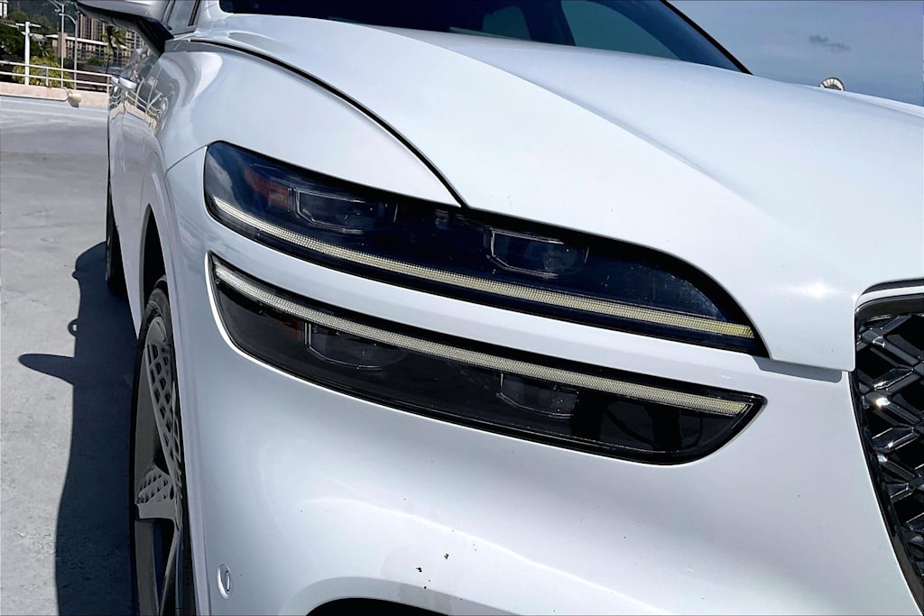 Thumbnail: 2023 Genesis GV70 - 31