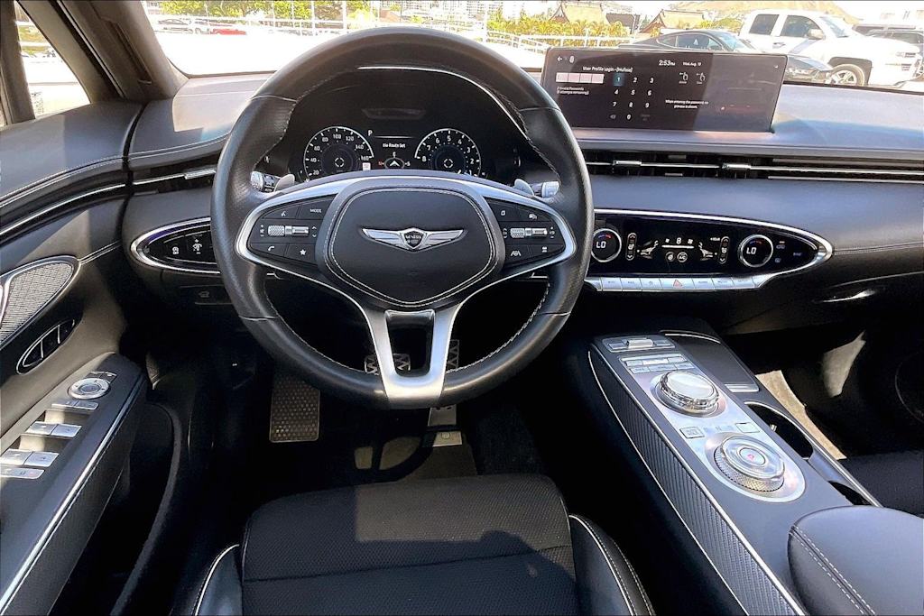 Thumbnail: 2023 Genesis GV70 - 14