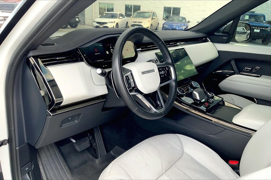 Thumbnail: 2023 Land Rover Range Rover Sport - 2
