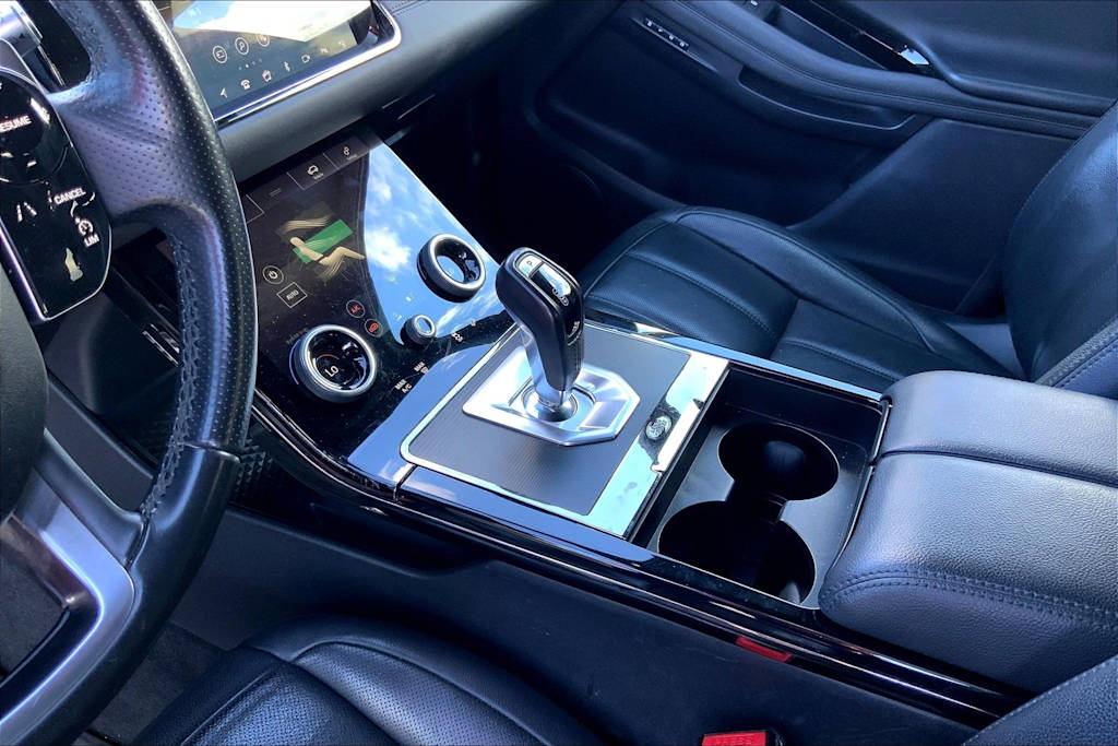 Thumbnail: 2020 Land Rover Range Rover Evoque - 16