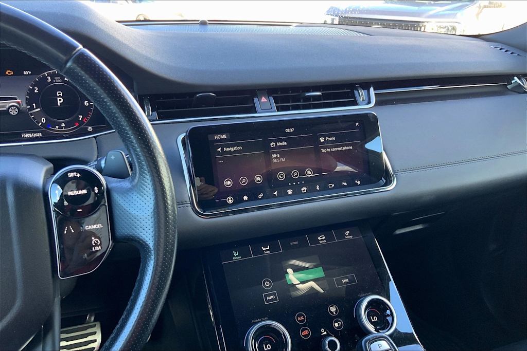 Thumbnail: 2020 Land Rover Range Rover Evoque - 15