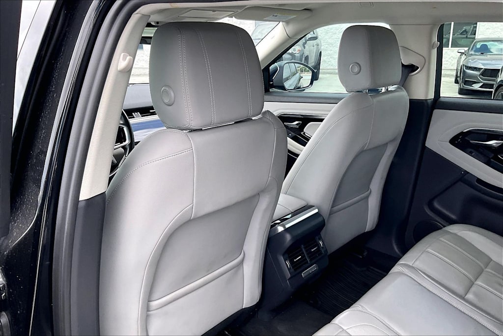 Thumbnail: 2021 Land Rover Range Rover Evoque - 12