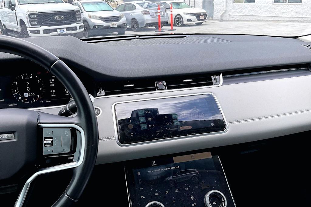 Thumbnail: 2021 Land Rover Range Rover Evoque - 14