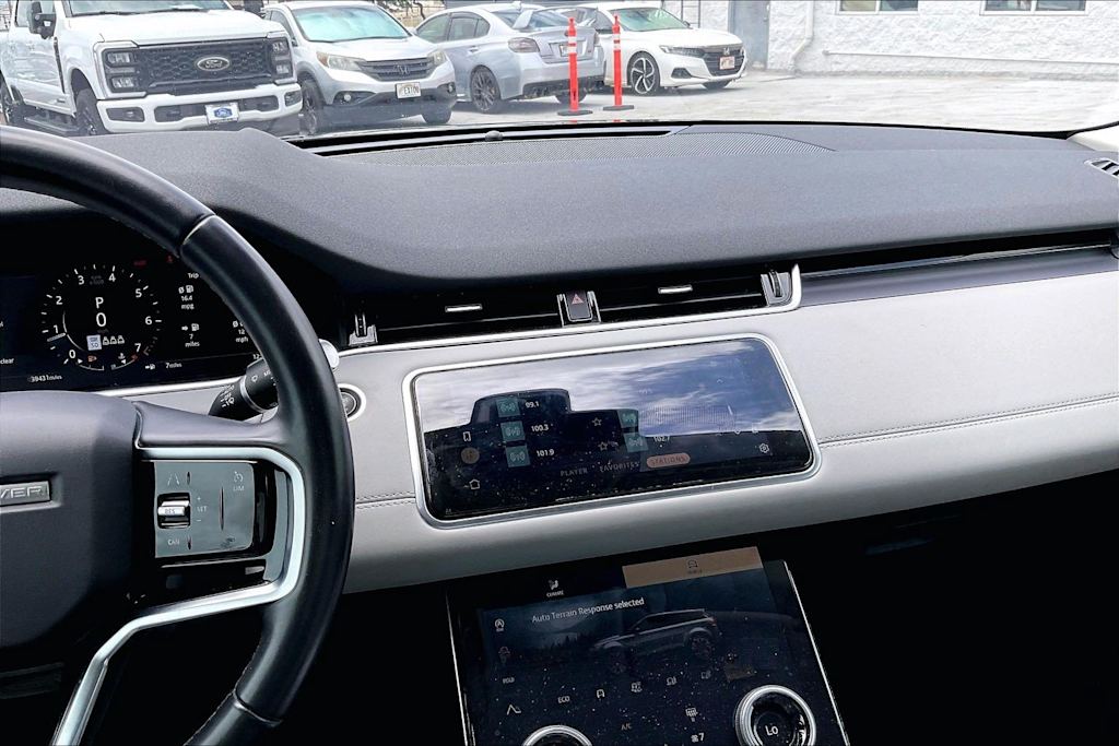 Thumbnail: 2021 Land Rover Range Rover Evoque - 14