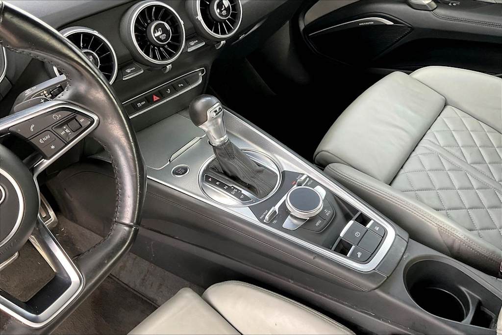 Thumbnail: 2017 Audi TT - 15