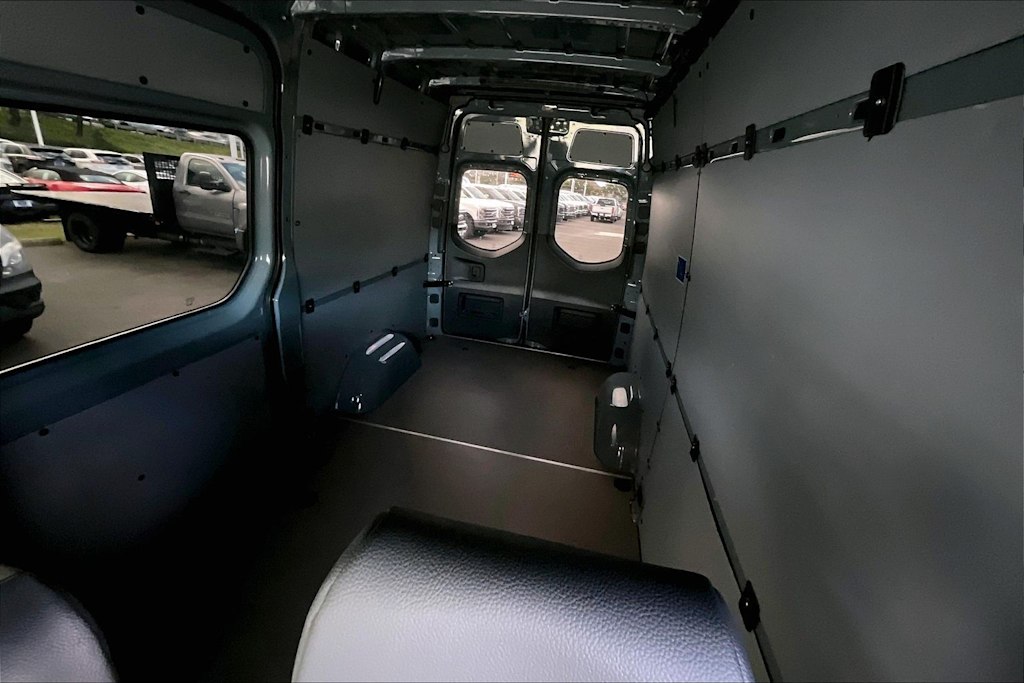 Thumbnail: 2024 Mercedes-Benz Sprinter - 29