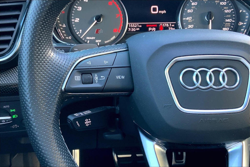 Thumbnail: 2022 Audi SQ5 - 24