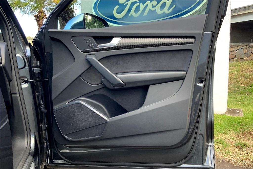 Thumbnail: 2022 Audi SQ5 - 28