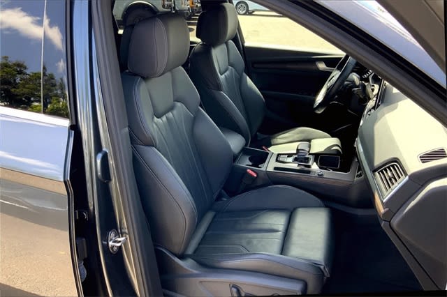 2023 Audi Q5 Premium 12