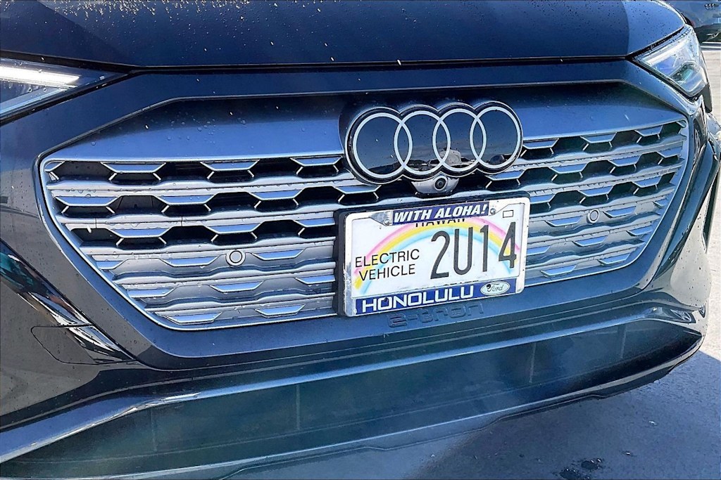 Thumbnail: 2024 Audi Q8 e-tron - 33