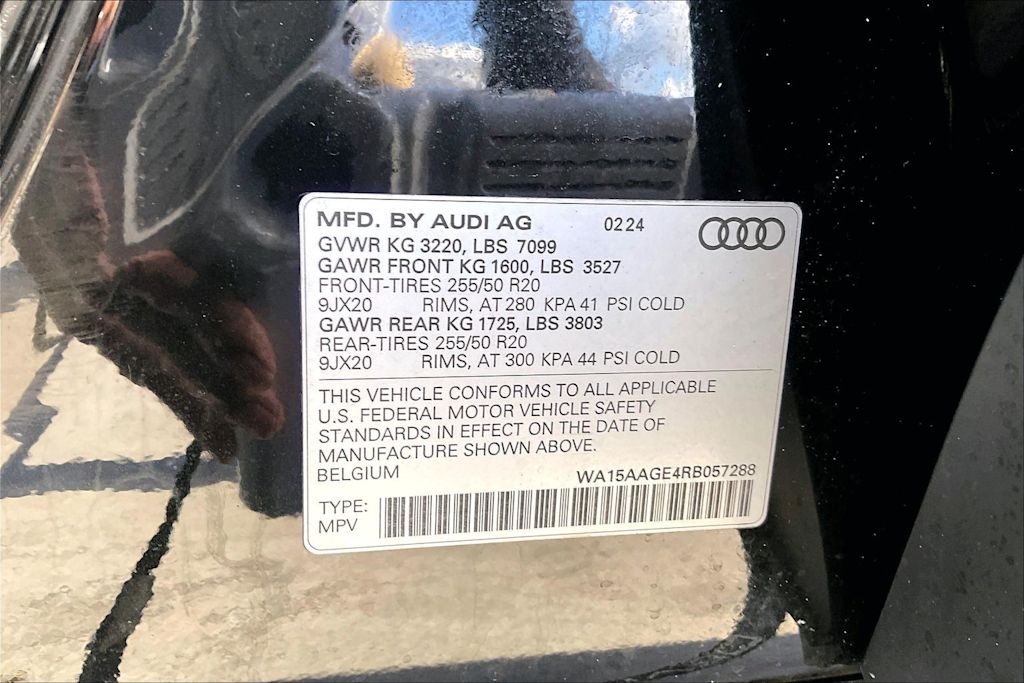 Thumbnail: 2024 Audi Q8 e-tron - 20