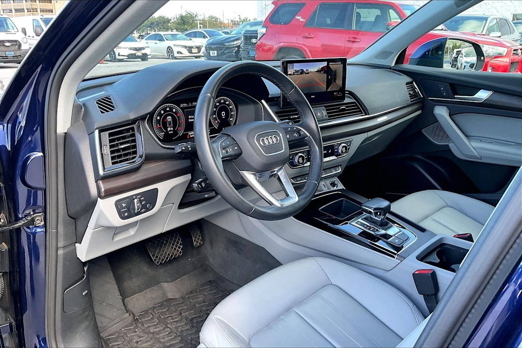 Thumbnail: 2023 Audi Q5 - 2