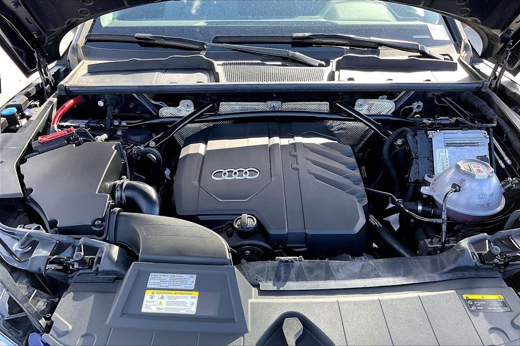 Thumbnail: 2023 Audi Q5 - 9