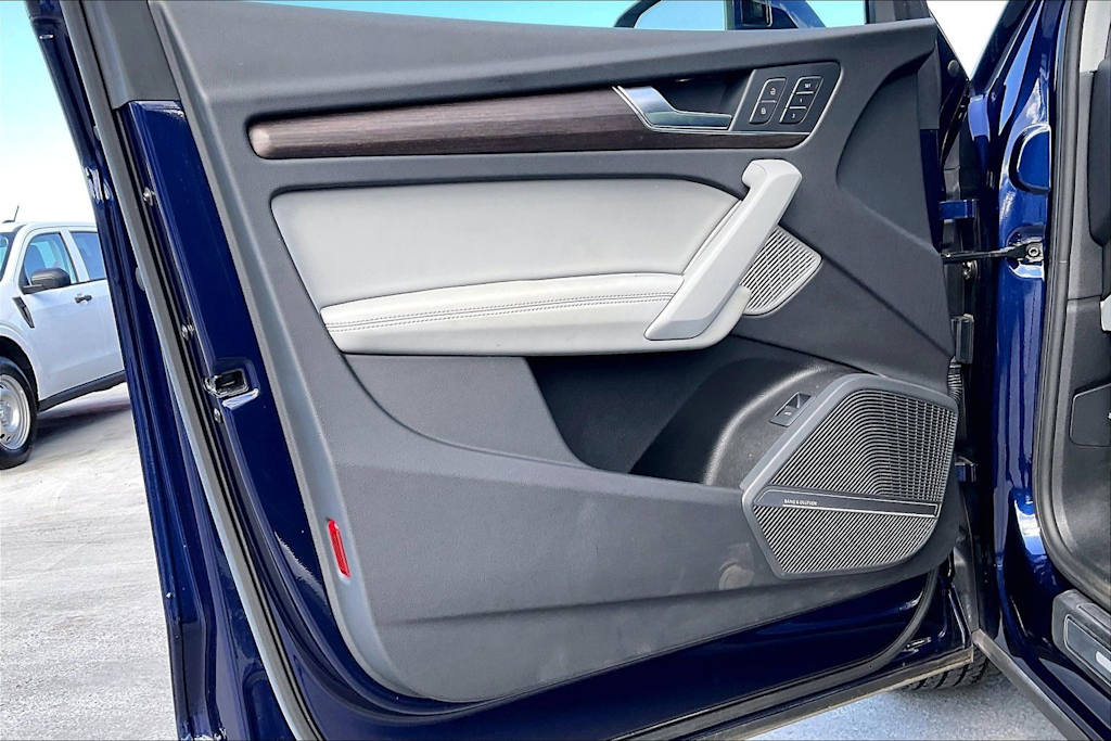 Thumbnail: 2023 Audi Q5 - 27