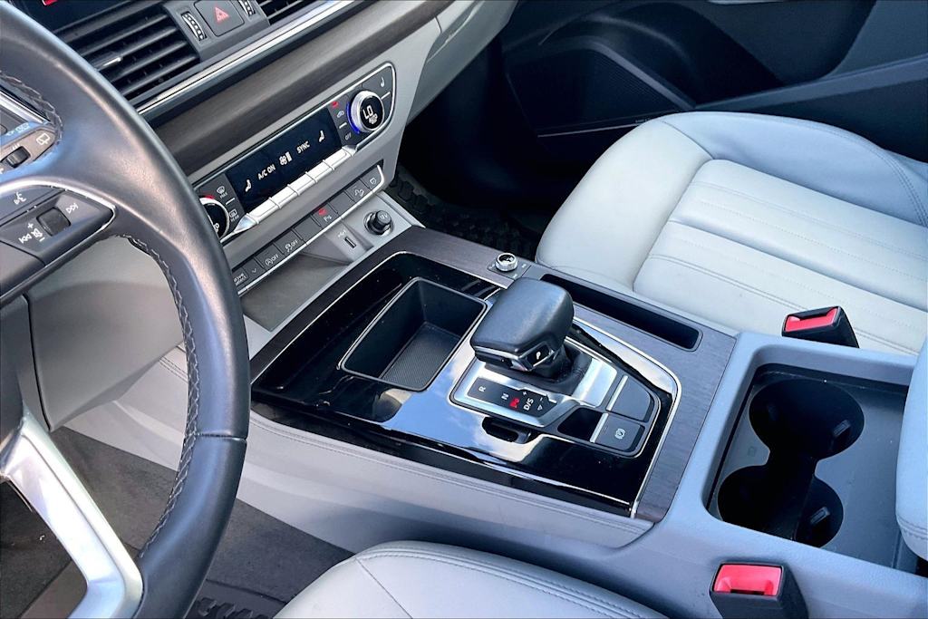 Thumbnail: 2023 Audi Q5 - 16