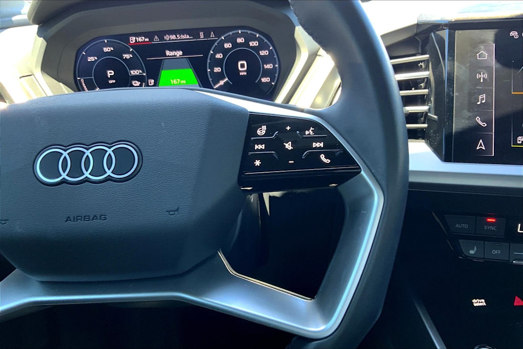 Thumbnail: 2023 Audi Q4 e-tron - 26