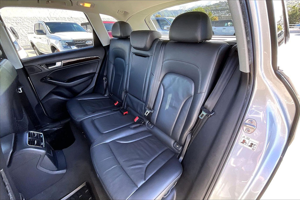 Thumbnail: 2013 Audi Q5 - 29