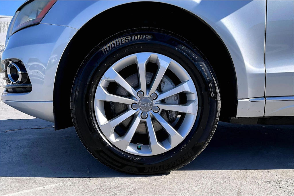 Thumbnail: 2013 Audi Q5 - 8