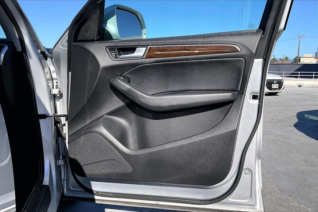 Thumbnail: 2013 Audi Q5 - 28