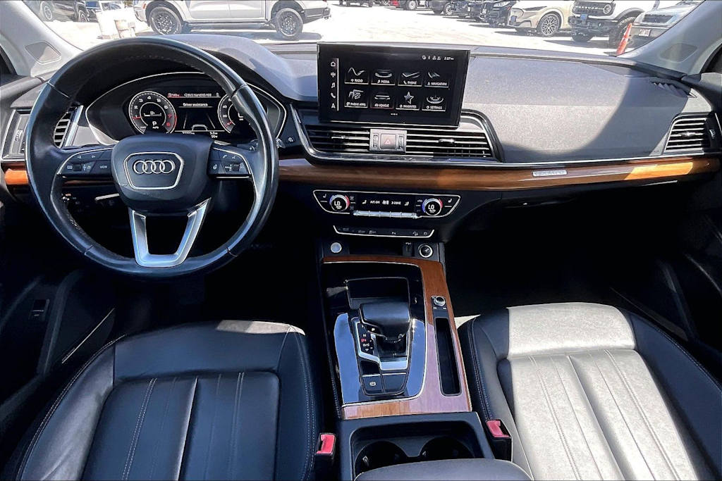 Thumbnail: 2023 Audi Q5 - 9