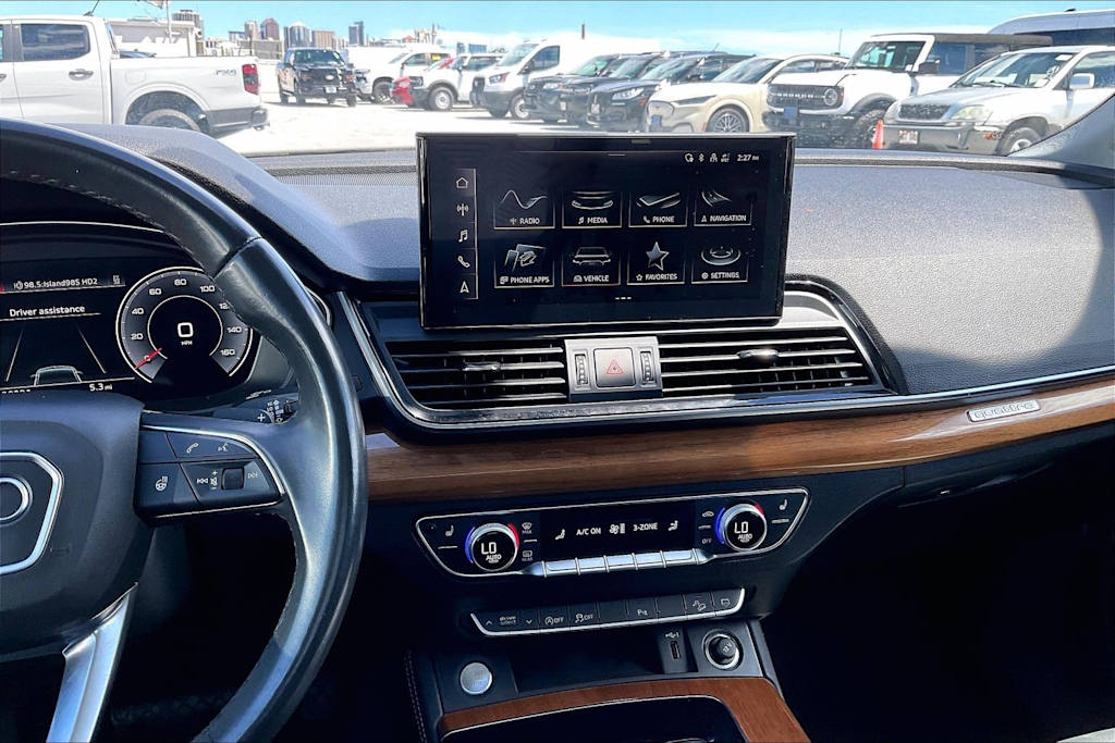 Thumbnail: 2023 Audi Q5 - 15