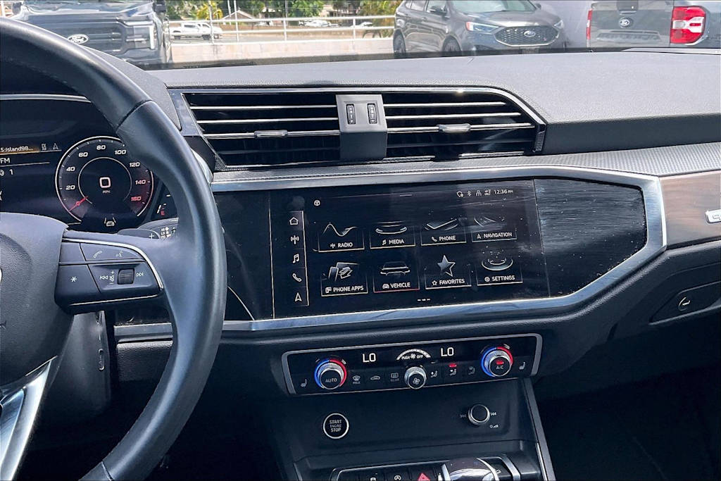 Thumbnail: 2023 Audi Q3 - 16
