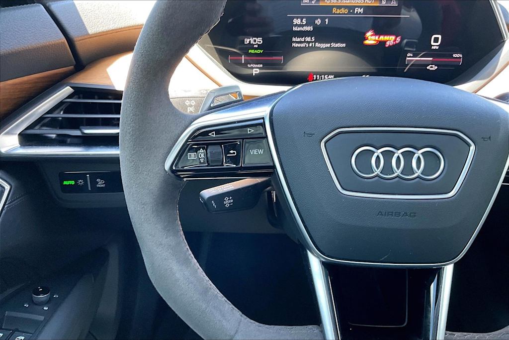 Thumbnail: 2023 Audi e-tron GT - 25