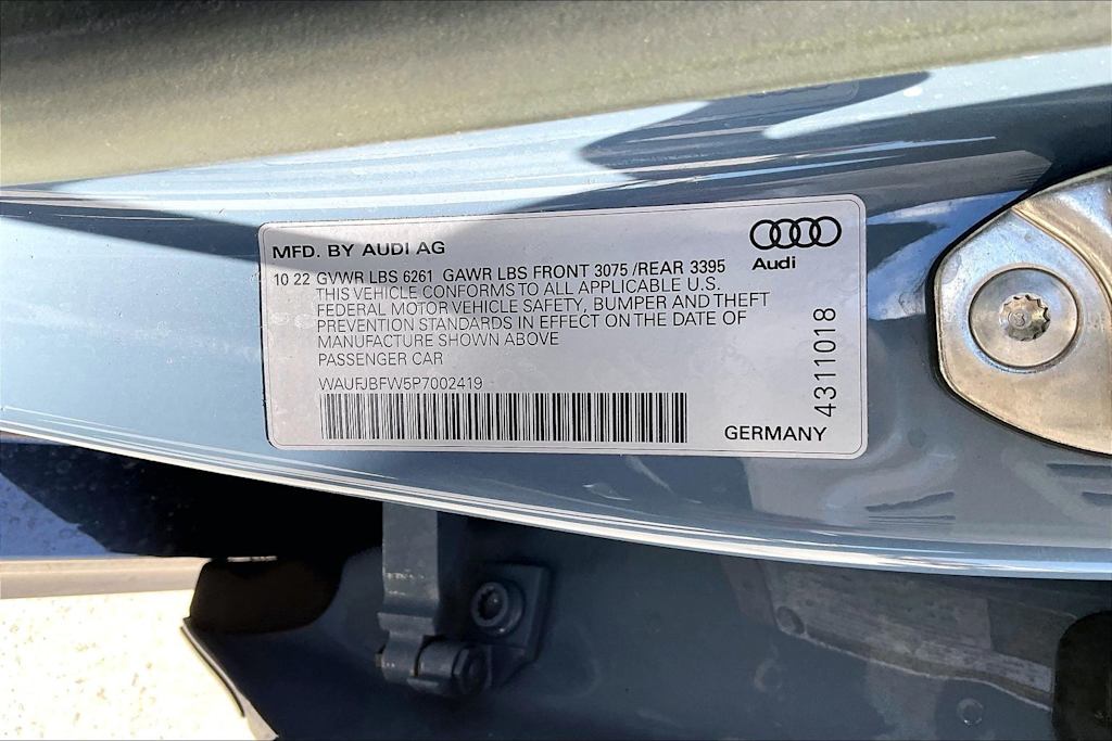 Thumbnail: 2023 Audi e-tron GT - 19