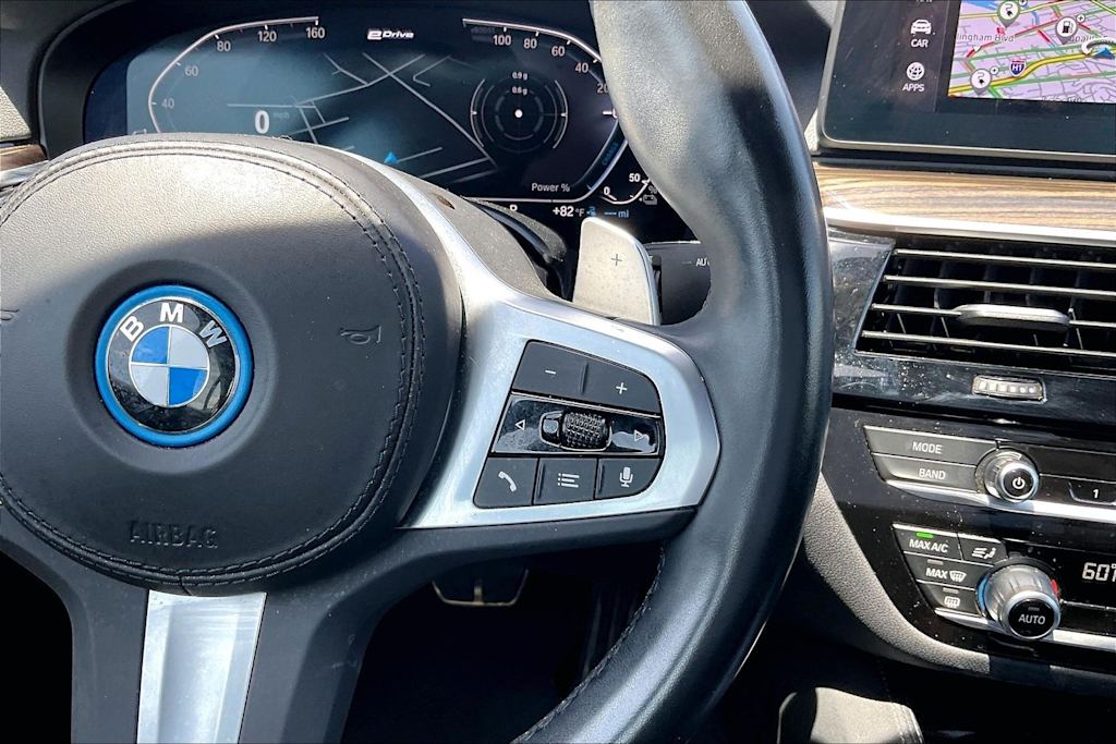 Thumbnail: 2023 BMW 5 Series - 25