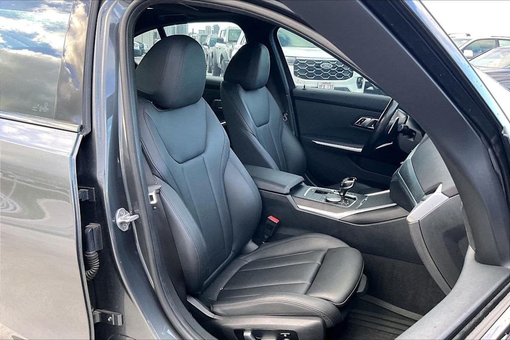 Thumbnail: 2020 BMW 3 Series - 12
