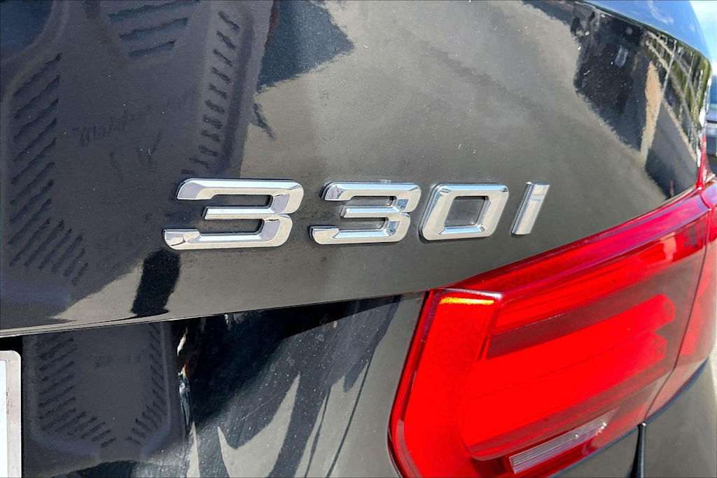 Thumbnail: 2018 BMW 3 Series - 7