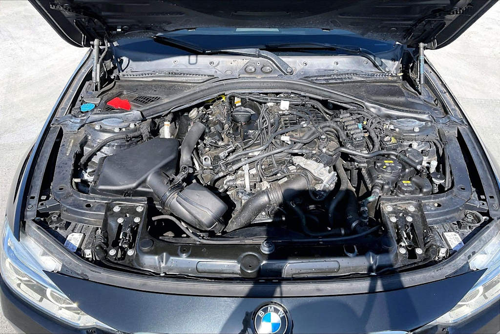 Thumbnail: 2018 BMW 3 Series - 9