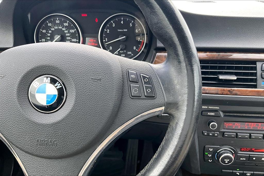 Thumbnail: 2012 BMW 3 Series - 24