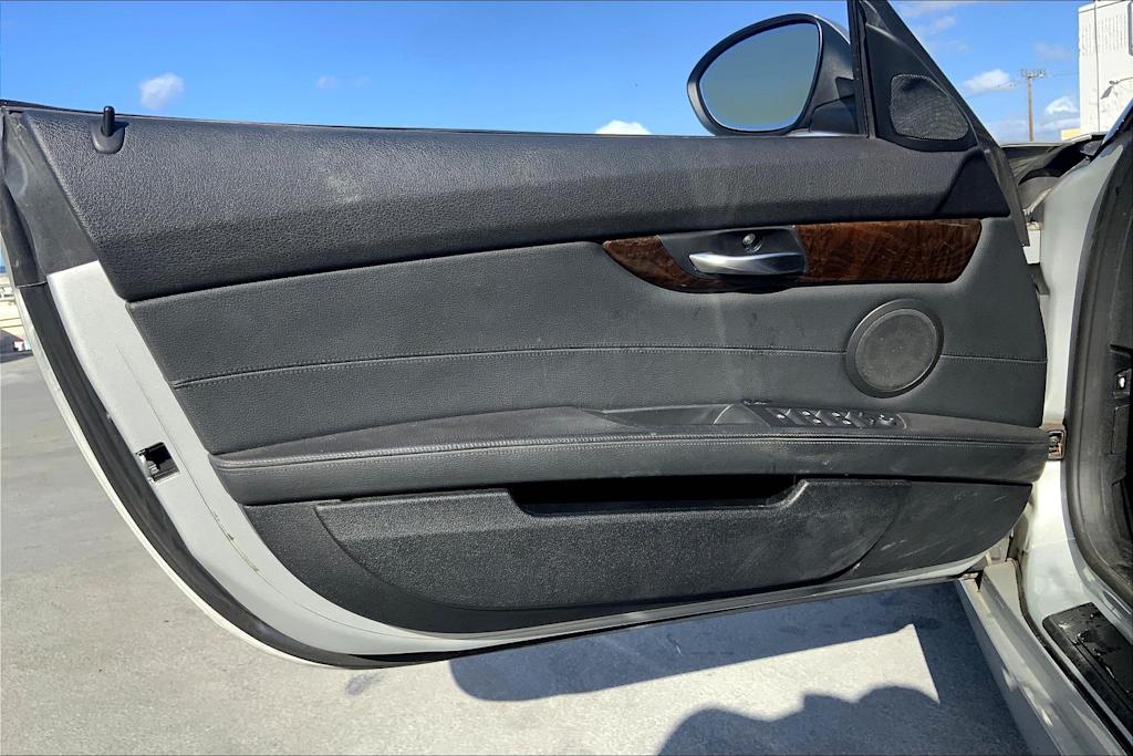 Thumbnail: 2013 BMW Z4 - 26