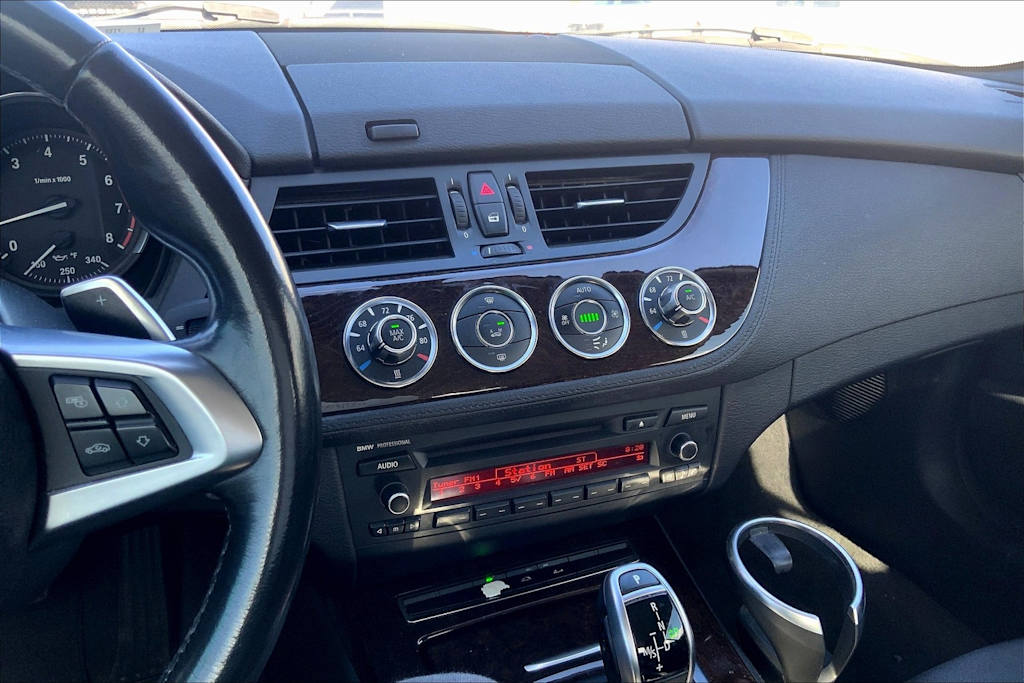 Thumbnail: 2013 BMW Z4 - 15