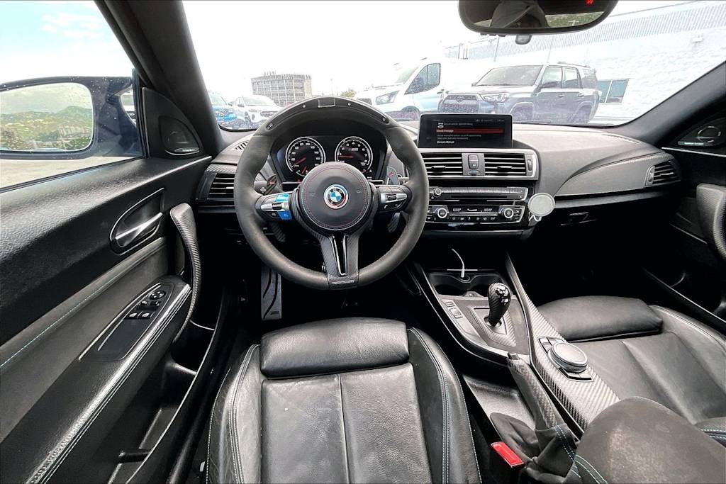 Thumbnail: 2017 BMW M2 - 14
