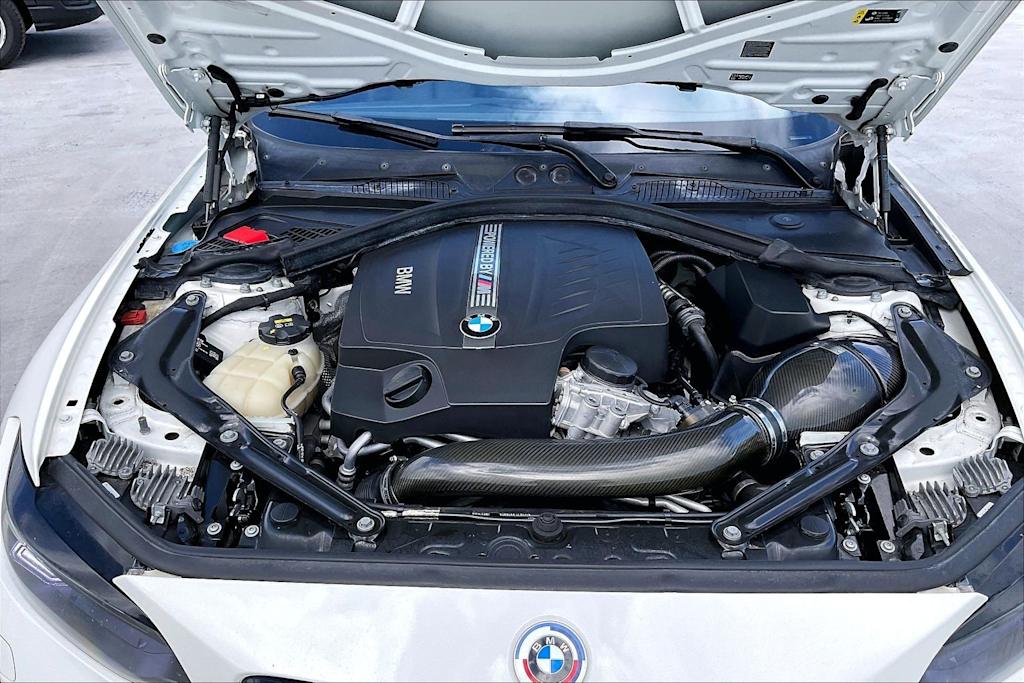 Thumbnail: 2017 BMW M2 - 9