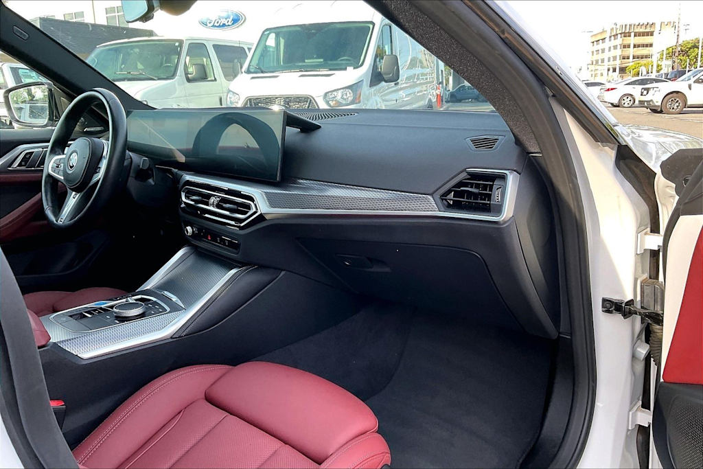 Thumbnail: 2023 BMW i4 - 15