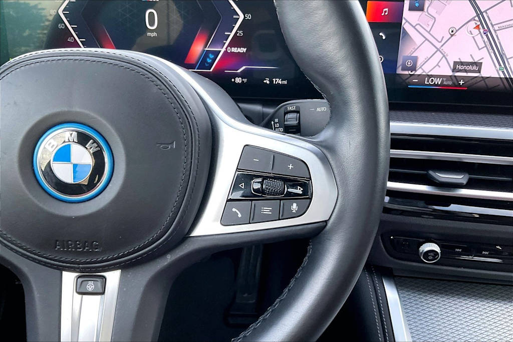 Thumbnail: 2023 BMW i4 - 26