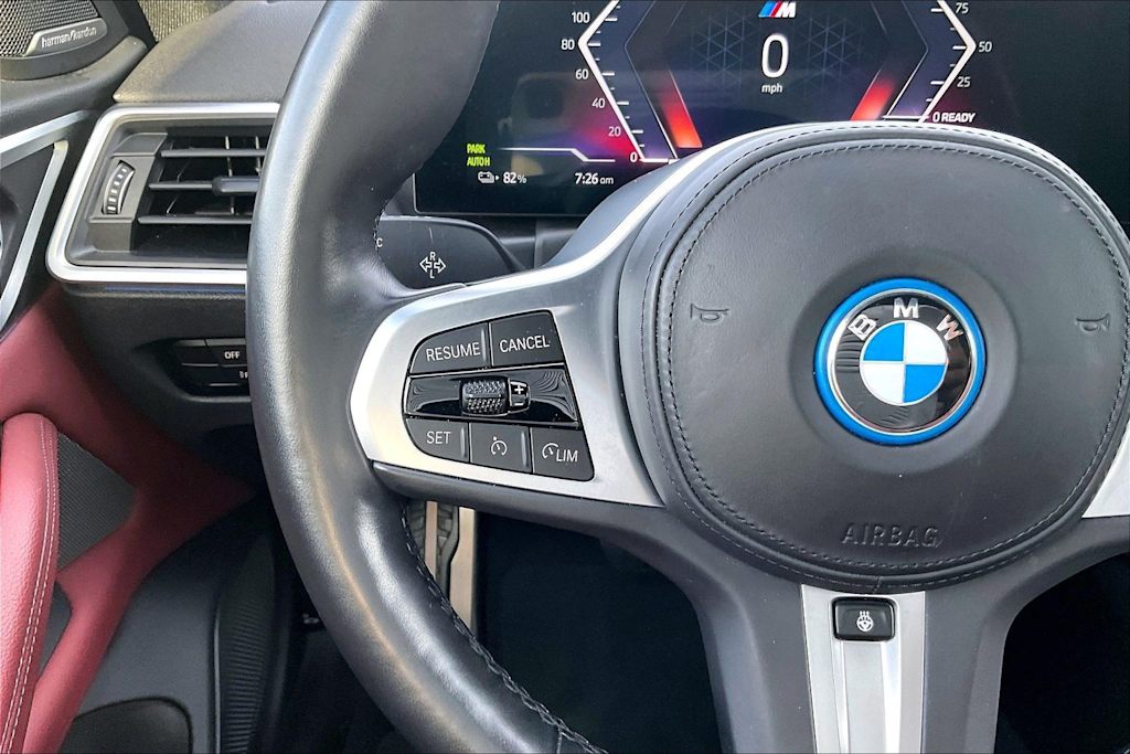 Thumbnail: 2023 BMW i4 - 25