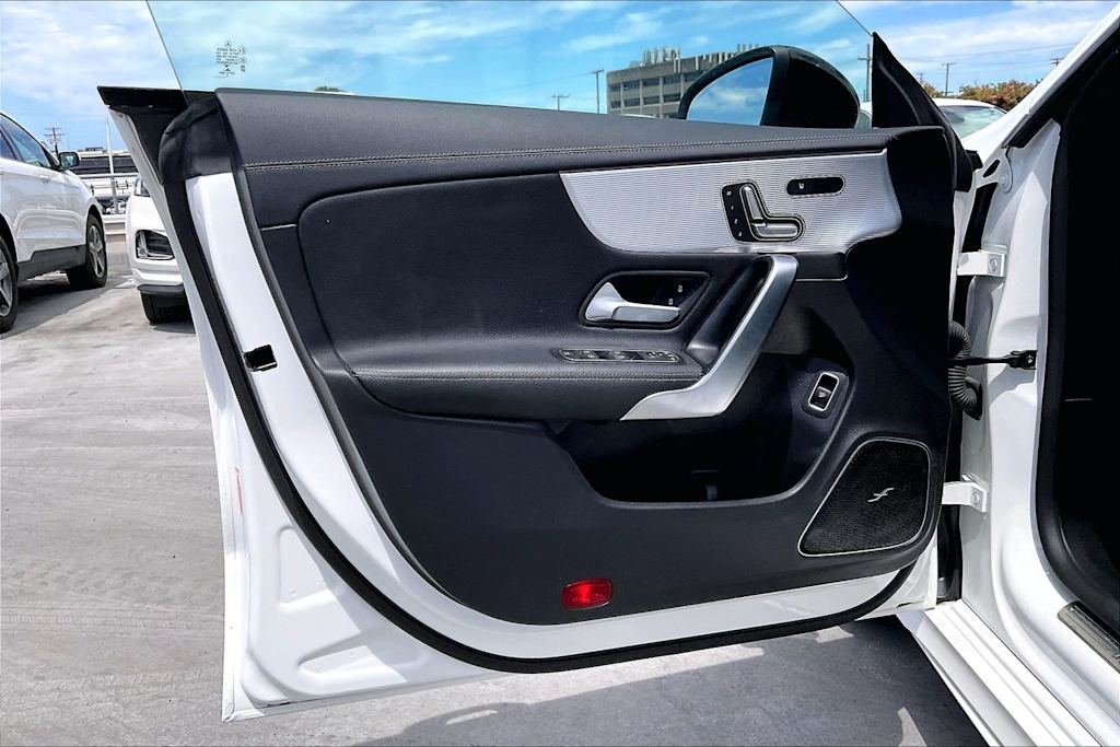 Thumbnail: 2020 Mercedes-Benz CLA - 27