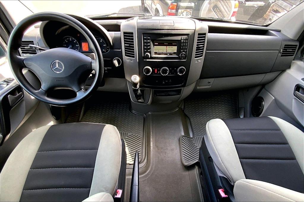Thumbnail: 2016 Mercedes-Benz Sprinter - 10