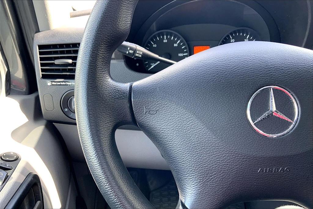 Thumbnail: 2016 Mercedes-Benz Sprinter - 24