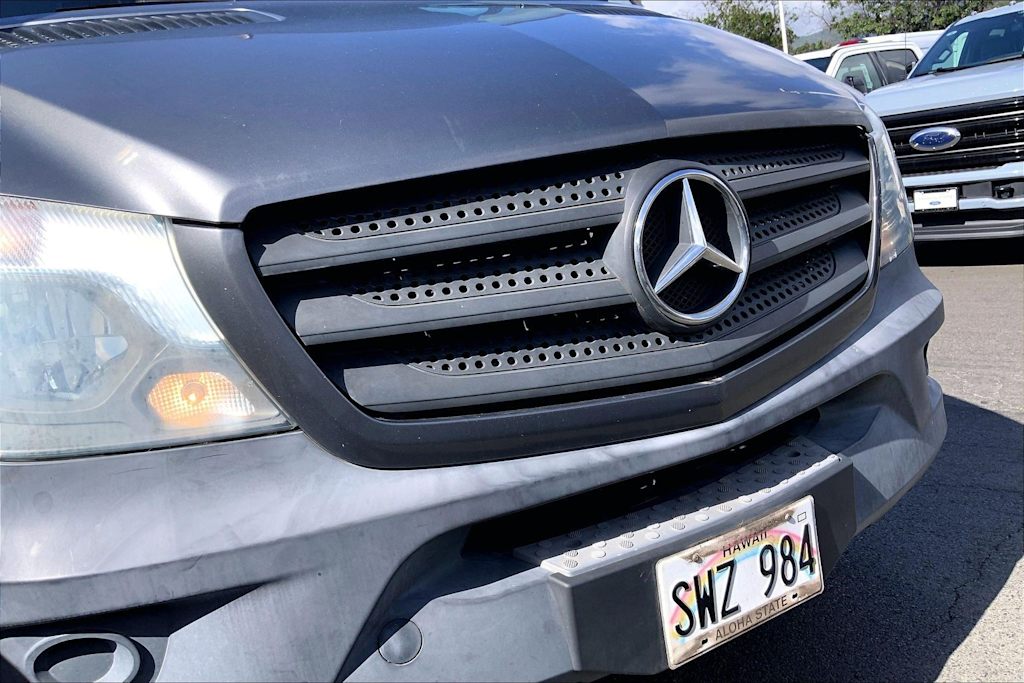 Thumbnail: 2016 Mercedes-Benz Sprinter - 33