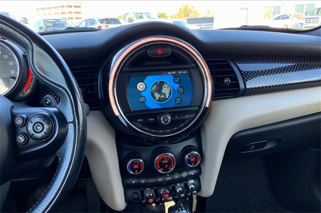 2019 MINI Cooper S 16