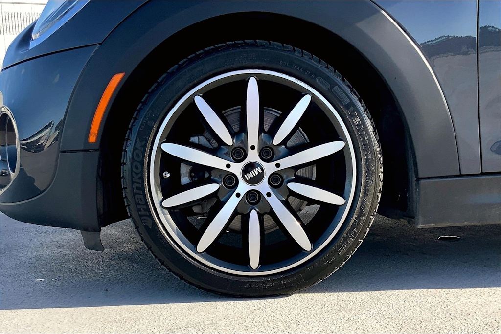 Thumbnail: 2019 MINI Cooper - 8