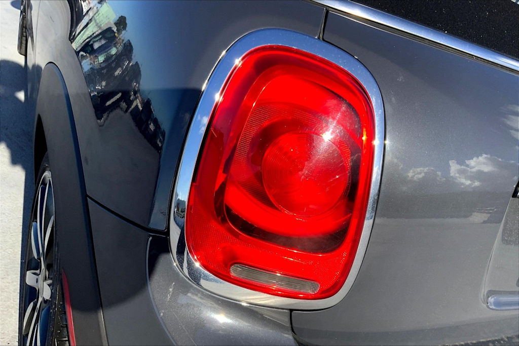 Thumbnail: 2019 MINI Cooper - 31